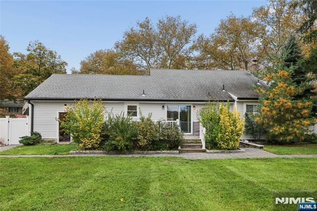 707 Chadwick Drive, Paramus, NJ 07652