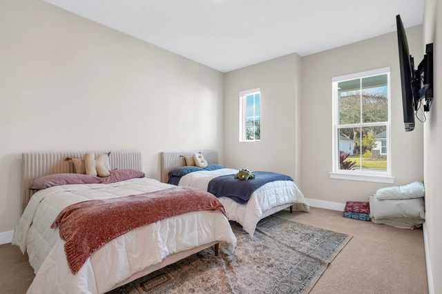 64 Oak Cluster Ln, St Augustine, FL 32092