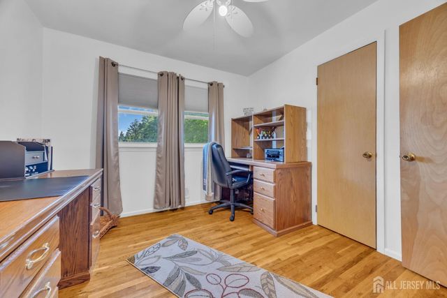 7 S Brook Drive, Milltown, NJ 08850