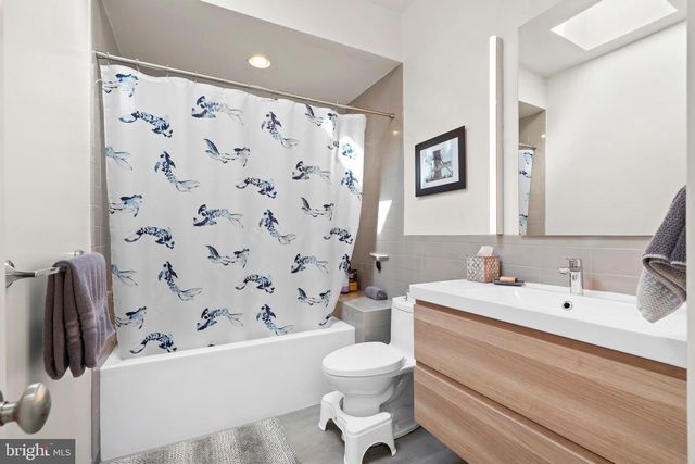 116 LEAGUE ST, Philadelphia, PA 19147