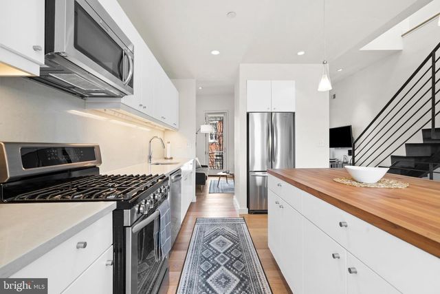 116 LEAGUE ST, Philadelphia, PA 19147