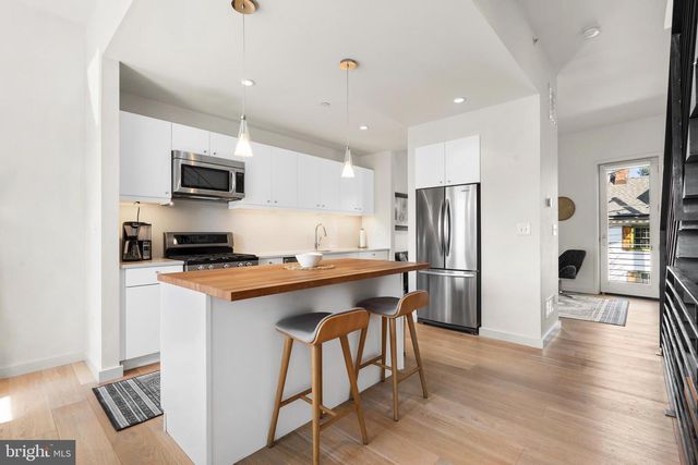 116 LEAGUE ST, Philadelphia, PA 19147