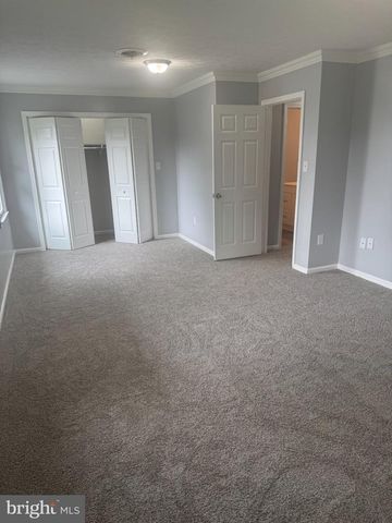 623 THOMPSON ST, Strasburg, VA 22641