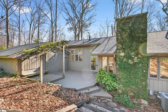 434 Henderson Road, Greenville, SC 29607