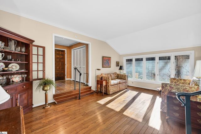 434 Henderson Road, Greenville, SC 29607