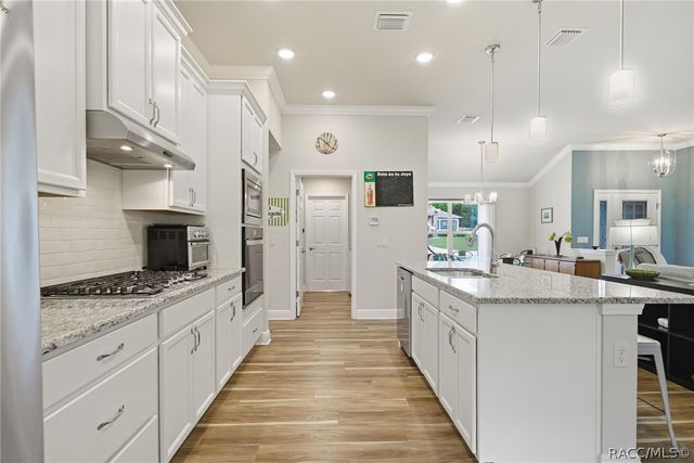 1724 E Gate Dancer Circle, Inverness, FL 34453