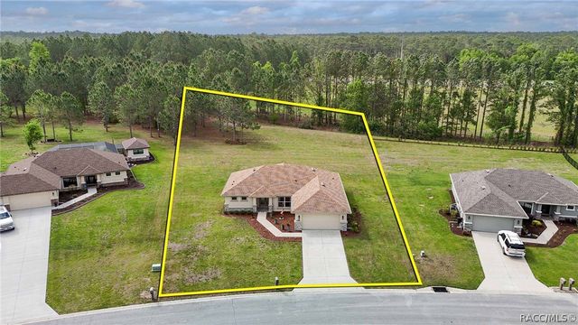 1724 E Gate Dancer Circle, Inverness, FL 34453