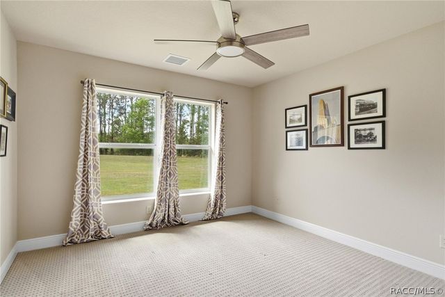 1724 E Gate Dancer Circle, Inverness, FL 34453