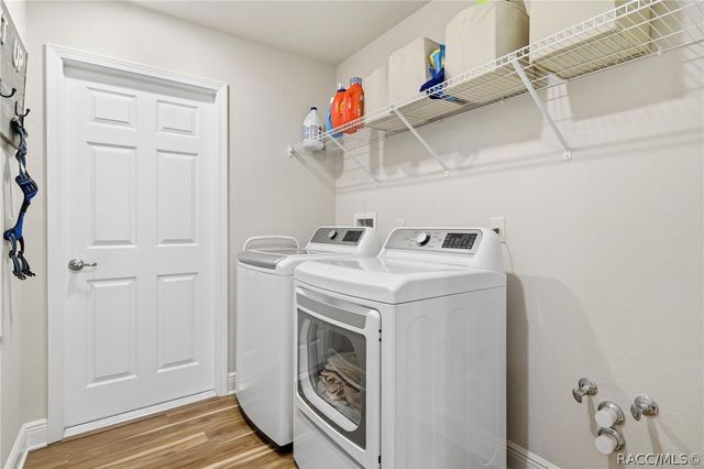 1724 E Gate Dancer Circle, Inverness, FL 34453