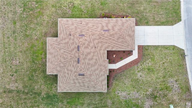 1724 E Gate Dancer Circle, Inverness, FL 34453