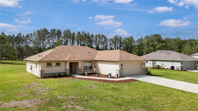1724 E Gate Dancer Circle, Inverness, FL 34453