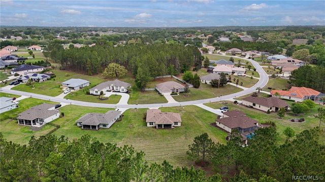 1724 E Gate Dancer Circle, Inverness, FL 34453