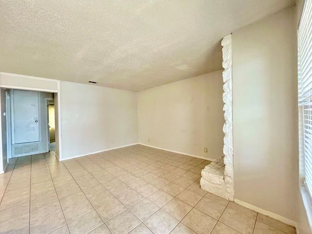 2300 Cedrick CV A, Austin, TX 78748