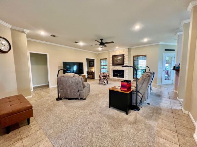 2276 Hodge, Moody, TX 76557