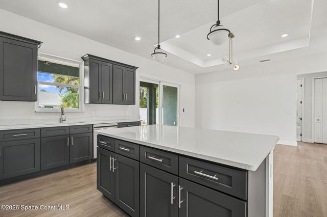 708 Daysland Avenue SW, Palm Bay, FL 32908