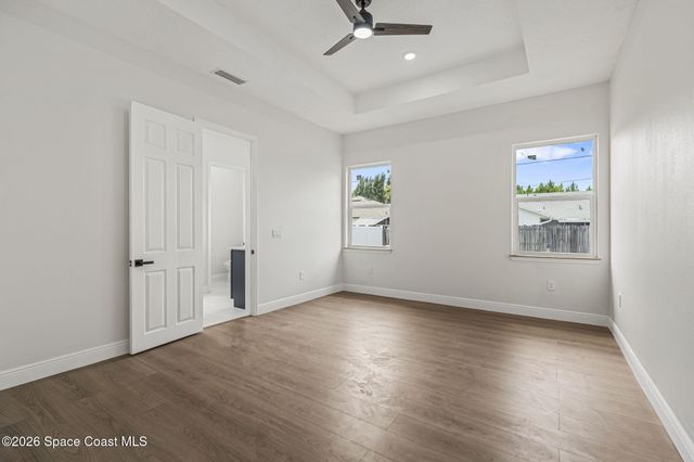 708 Daysland Avenue SW, Palm Bay, FL 32908