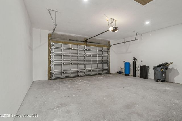 708 Daysland Avenue SW, Palm Bay, FL 32908