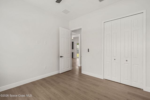 708 Daysland Avenue SW, Palm Bay, FL 32908