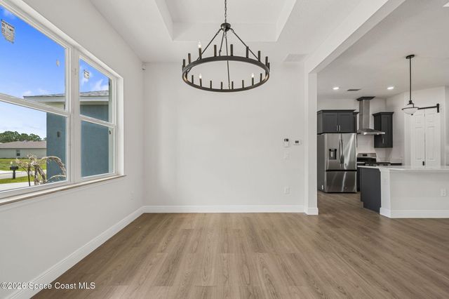 708 Daysland Avenue SW, Palm Bay, FL 32908