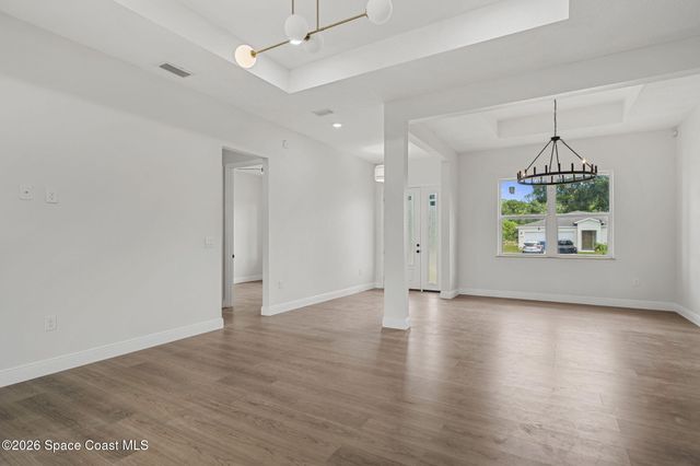 708 Daysland Avenue SW, Palm Bay, FL 32908