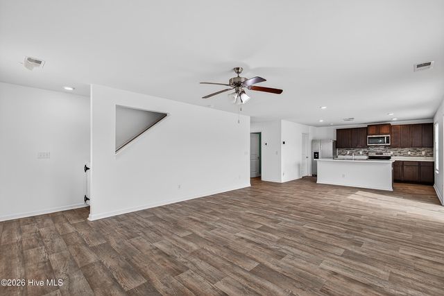 681 Loftus Way NE, Leland, NC 28451