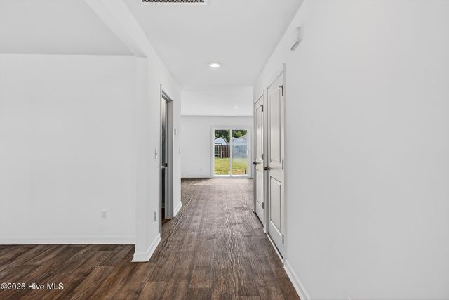681 Loftus Way NE, Leland, NC 28451