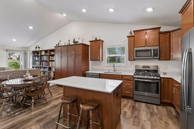 105 2nd Street SW, Delano, MN 55328