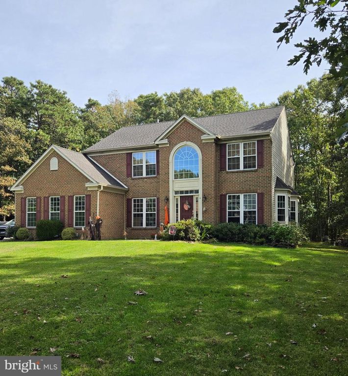 4 BROOKSHIRE CT, ALLOWAY, NJ 08001 — exterior
