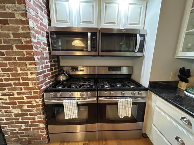 146 N Main Street, Wolfeboro, NH 03894