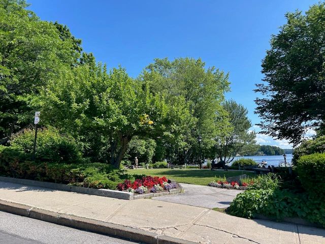 146 N Main Street, Wolfeboro, NH 03894