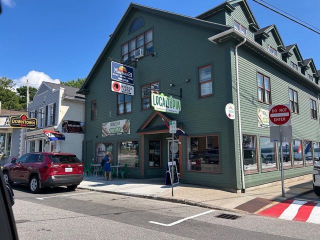 146 N Main Street, Wolfeboro, NH 03894