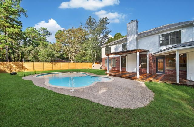 100 E Stony End Place, The Woodlands, TX 77381