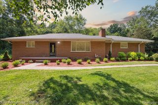 18061 Lathers Street, Livonia, MI 48152