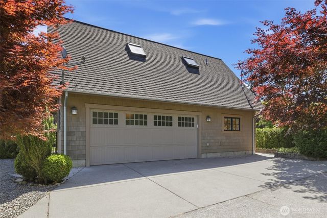 5937 37th Avenue SW, Seattle, WA 98126