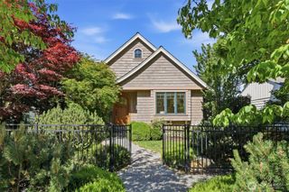 5937 37th Avenue SW, Seattle, WA 98126