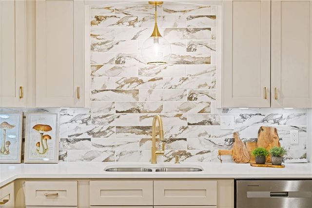 3549 Castlehill Court, Tucker, GA 30084