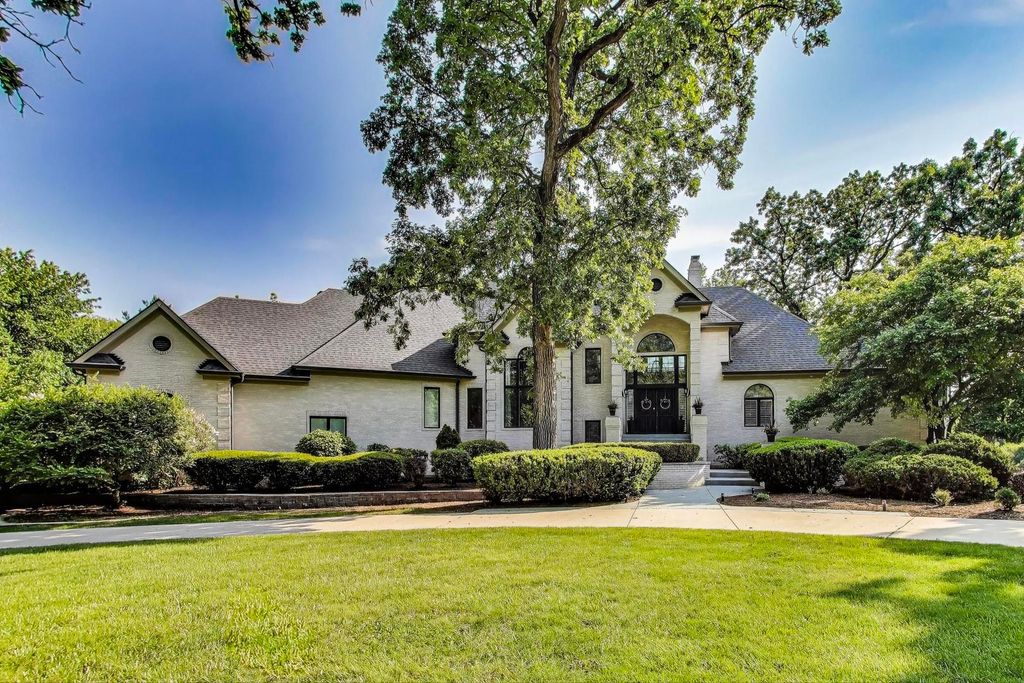 17n431 Oak Knoll Lane, Dundee, IL 60118