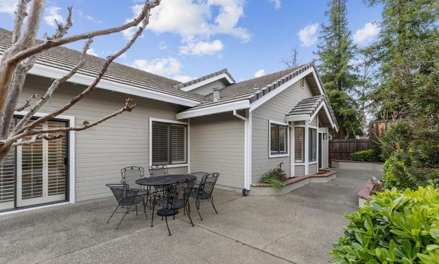 403 Hanworth Ct, Roseville, CA 95661