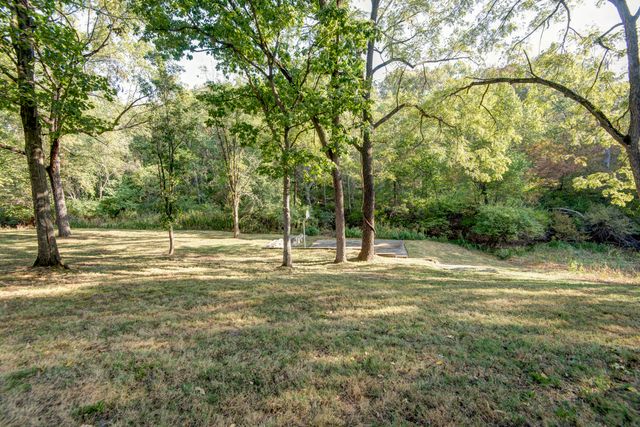 4946 S Bellhurst Avenue, Springfield, MO 65804