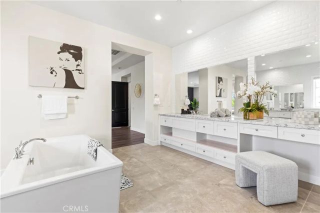 57 Pulsar, Irvine, CA 92618