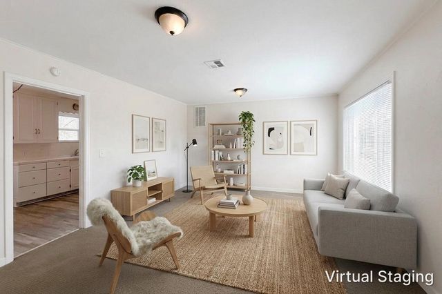 1118 Victoria Avenue, Hollister, CA 95023
