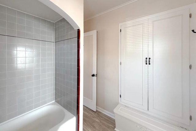 1118 Victoria Avenue, Hollister, CA 95023