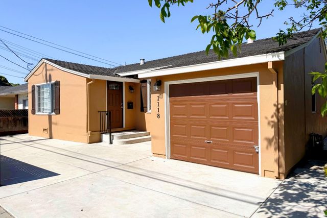 1118 Victoria Avenue, Hollister, CA 95023