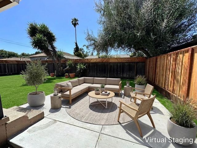 1118 Victoria Avenue, Hollister, CA 95023