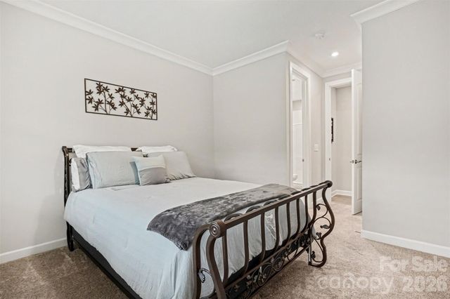 3232 Marchers Trace Drive, Charlotte, NC 28227
