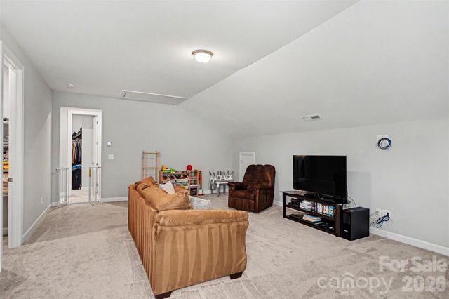 3232 Marchers Trace Drive, Charlotte, NC 28227