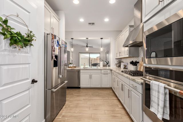 17425 W EUGENE Terrace, Surprise, AZ 85388