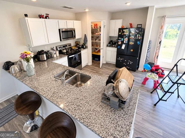 51 Oxford Lane, Kingston, GA 30145