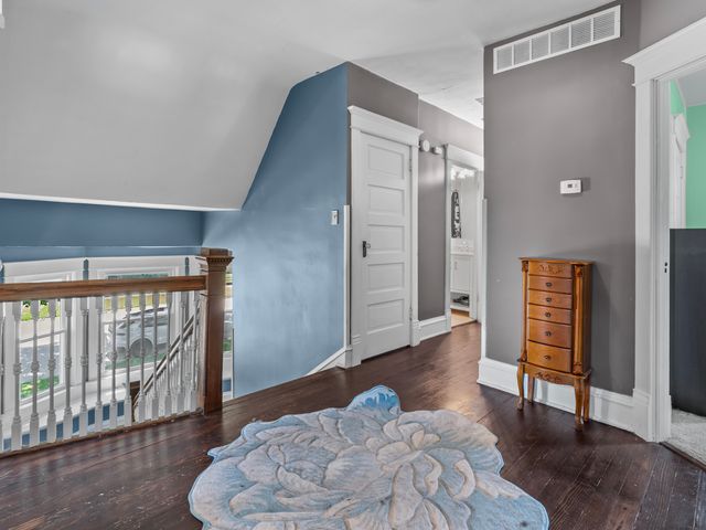 604 N 7th Street, Rochelle, IL 61068
