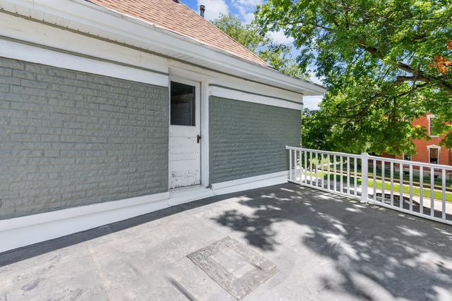 604 N 7th Street, Rochelle, IL 61068